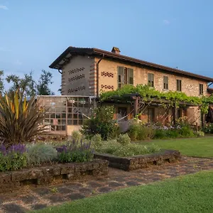 Landhaus Olimagio Farm With Animals And 25m Pool, At Cycling Distance, Pietrasanta