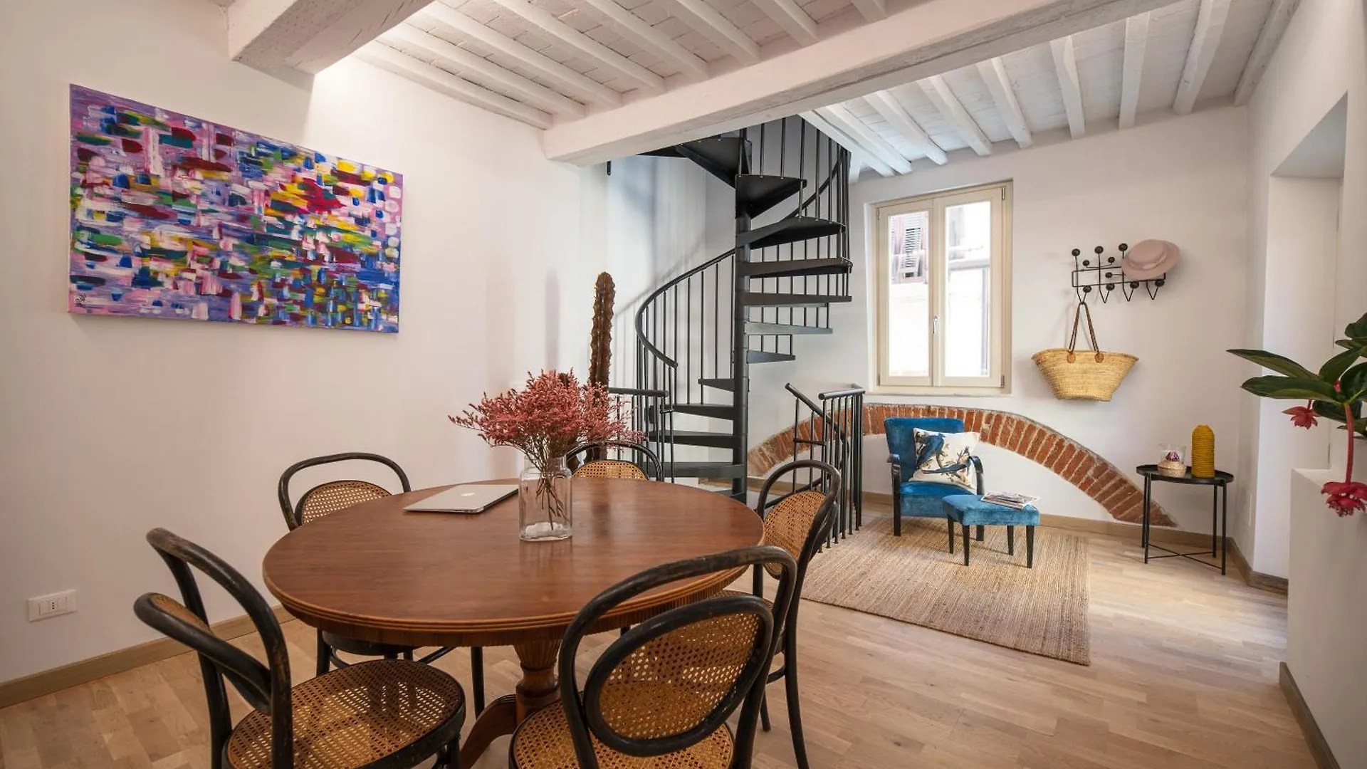 Saliscendi Apartment Pietrasanta